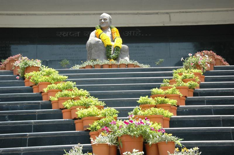 Joshi Bedekar College Academic Building photo 5